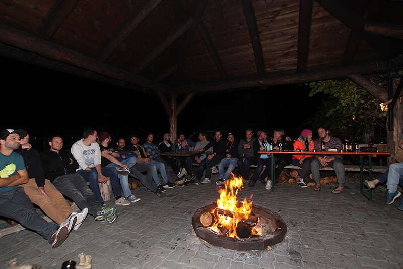 Saisonabschlussfeier am Lagerfeuer